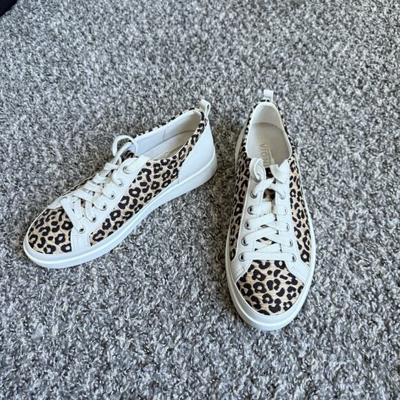 Vionic Winny Women's Casual Sneaker Natural Leopard Lace Up Shoe Size 8 Wide NEW - Picture 3 of 7
